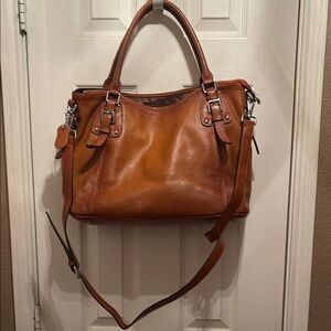 Stylish Tan Leather Tote Bag